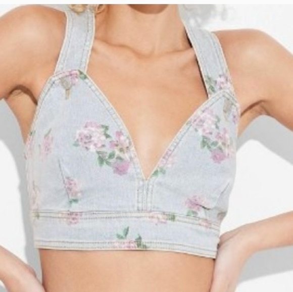 wild fable Tops - Wild Fable Women's Light Blue Denim Cropped Floral Print Vest w/ Side Zipper